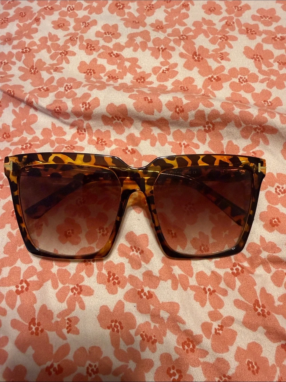 Tortoiseshell Square Frame Sunglasses - Brown Lenses